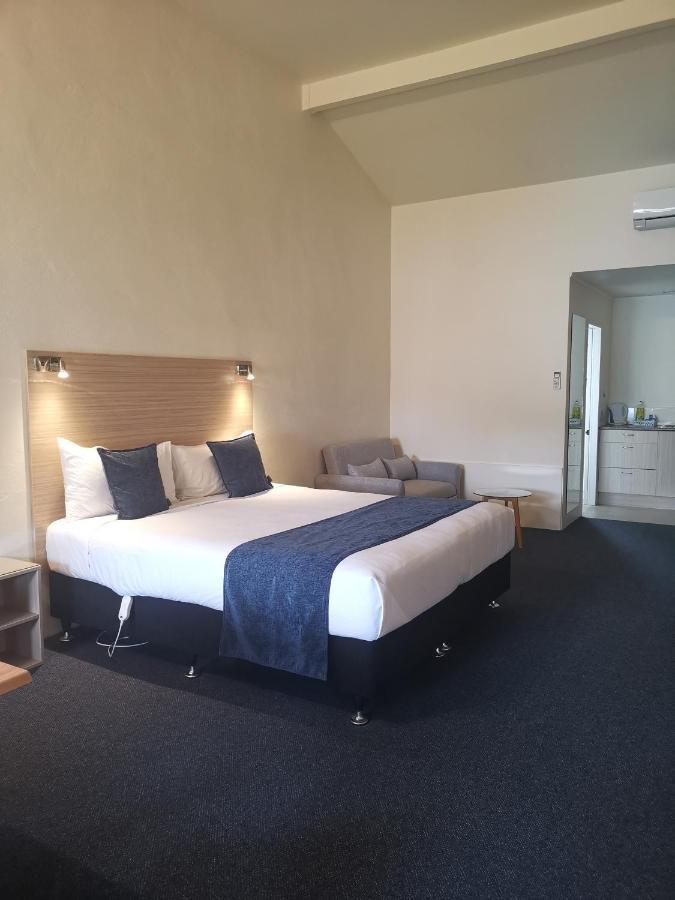 Captains Quarters Motor Inn Cambridge Exteriér fotografie